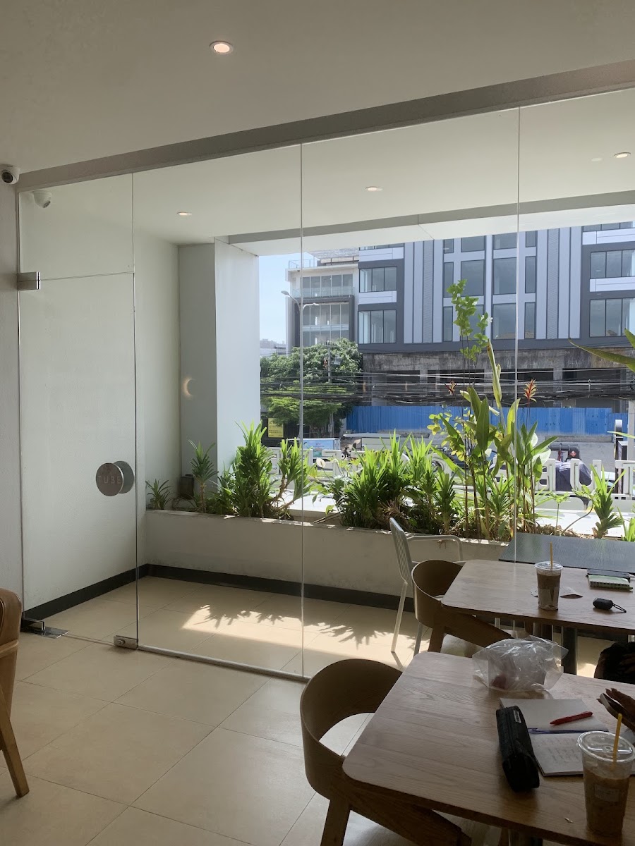 TUBE Coffee Boeung Snor photo 4