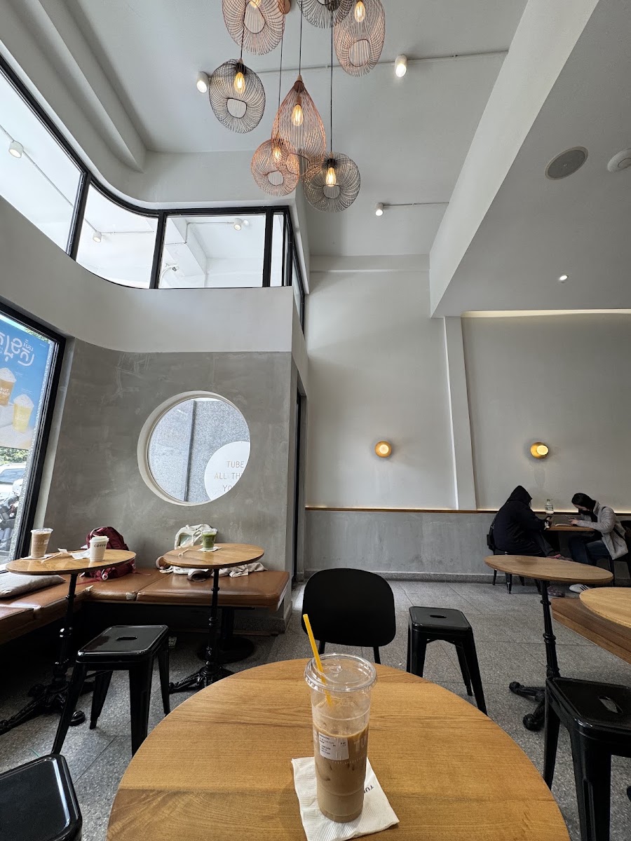 TUBE COFFEE IFC photo 3