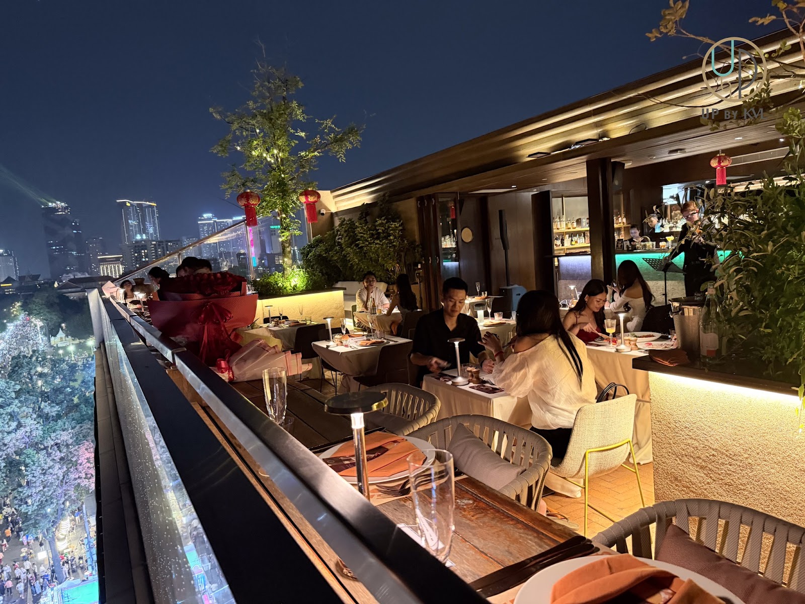 UP by KVL, Rooftop Bar Phnom Penh photo 4