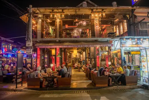 V Design Restaurant, International, Cambodian